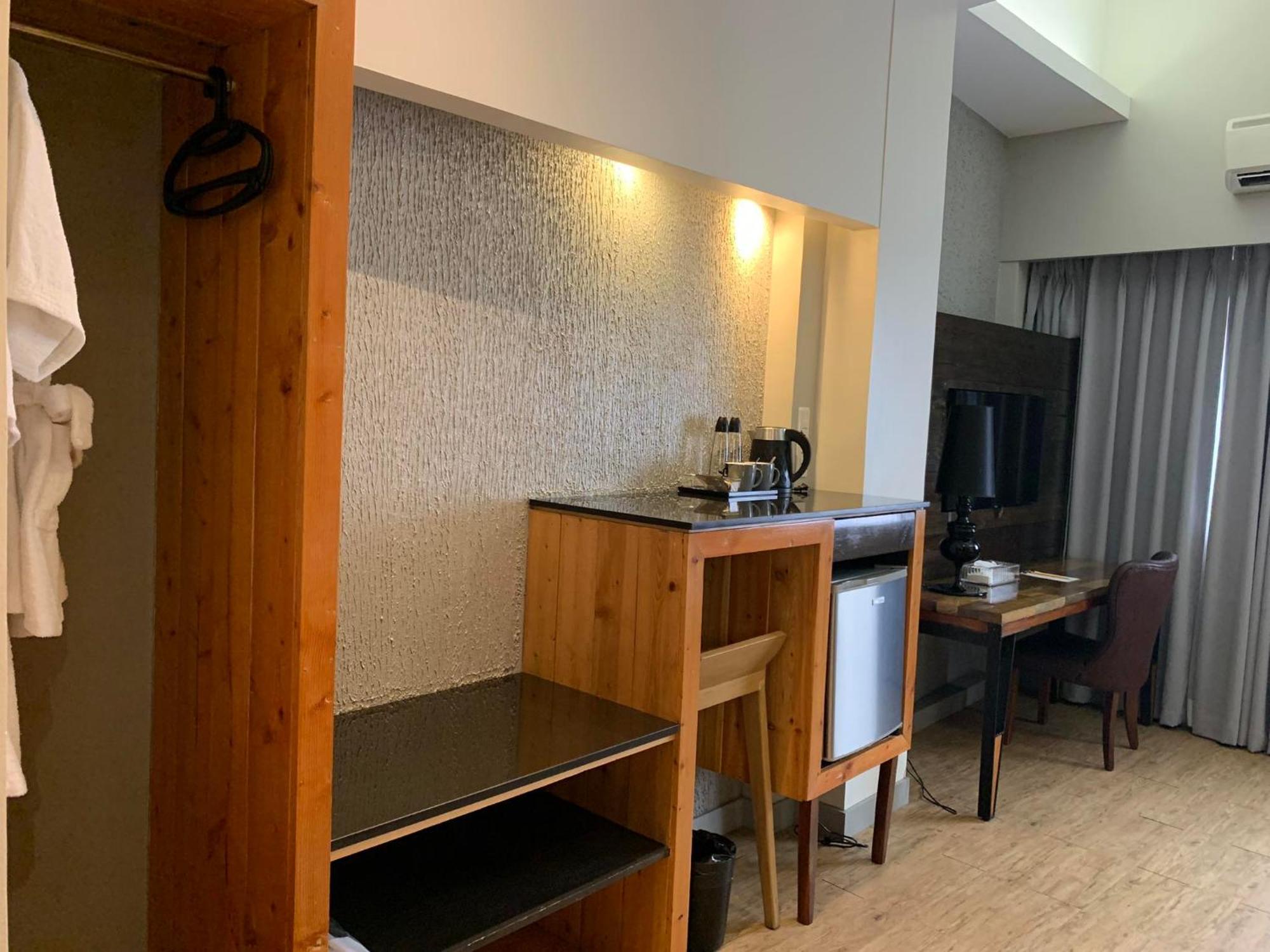 Cuarto Hotels Cebu Buitenkant foto